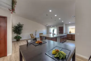 Photo #6: 5825704 Listing 