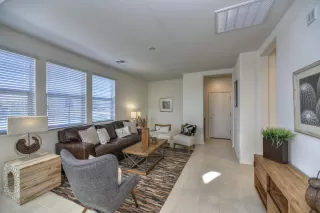 Photo #3: 5830493 Listing