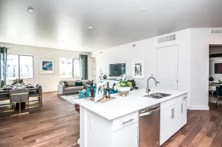 Photo #3: 5830728 Listing 