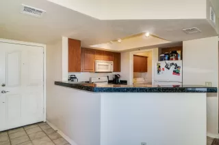 Photo #2: 5847367 Listing 