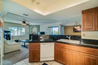 Photo #4: 5847367 Listing 