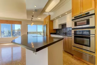 Photo #5: 5857952 Listing