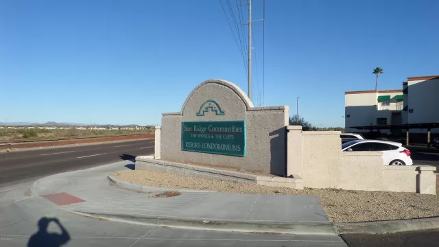 MLS: 5875852 Condo For Sale