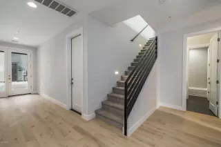 Photo #4: 5883921 Listing