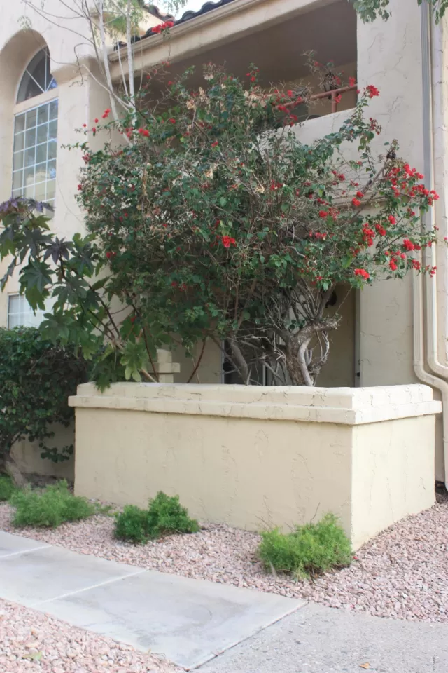 MLS: 5885131 Condo For Sale