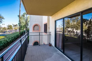 Photo #3: 5888511 Listing