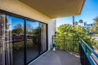 Photo #4: 5888511 Listing