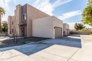 Photo #1: 5890083 Listing 