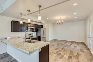 Photo #4: 5890083 Listing 