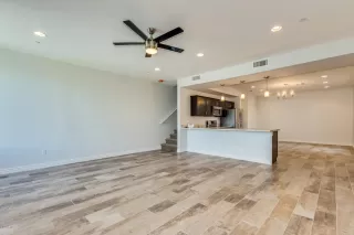 Photo #5: 5890083 Listing 