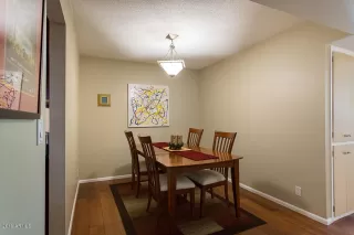 Photo #4: 5899302 Listing