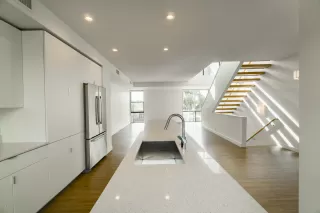 Photo #4: 5906352 Listing