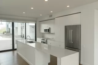 Photo #6: 5906352 Listing