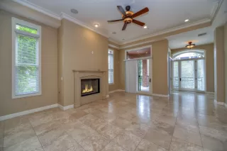 Photo #6: 5915672 Listing