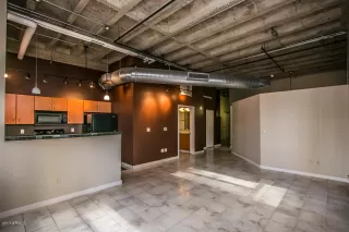 Photo #2: 5918296 Listing