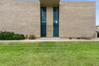 Photo #1: 5923382 Listing 