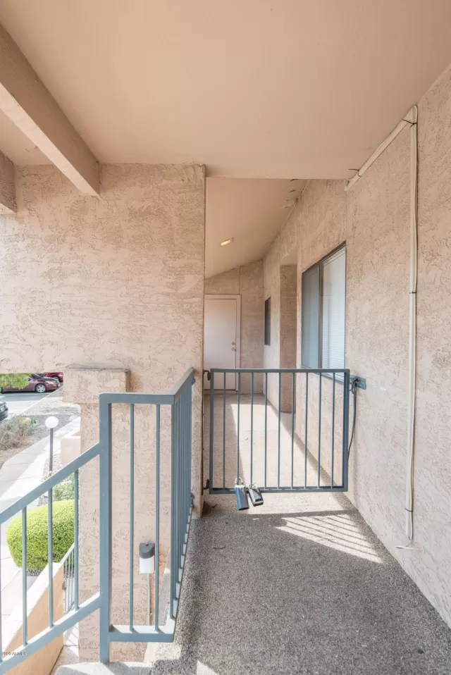 MLS: 5926007 Condo For Sale