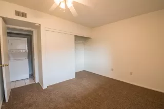 Photo #5: 5926007 Listing