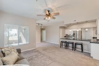 Photo #5: 5929470 Listing