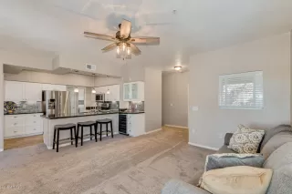 Photo #6: 5929470 Listing