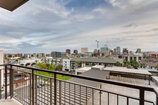 MLS: 5935510 Condo For Sale