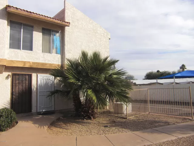 MLS: 5939109 Condo For Sale