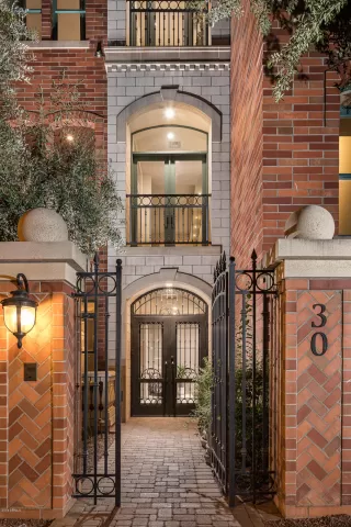 Photo #3: 5940326 Listing 