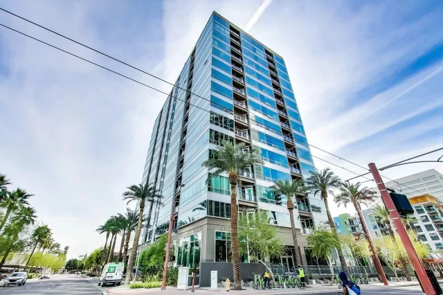 MLS: 5940446 Condo For Sale