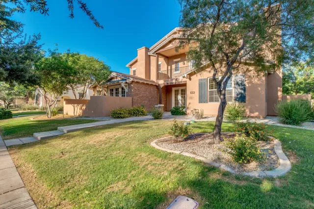 MLS: 5942075 Condo For Sale