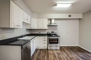 Photo #5: 5942476 Listing