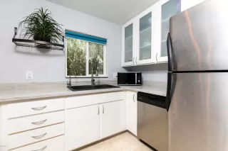 Photo #1: 5942517 Listing