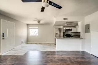 Photo #6: 5943629 Listing 