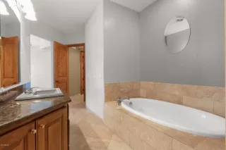 Photo #3: 5943666 Listing