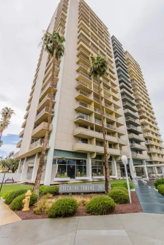 Photo #2: 5947183 Listing 