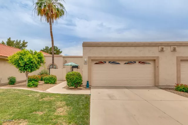 MLS: 5947379 Condo For Sale