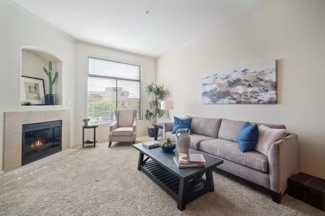 MLS: 5948216 Condo For Sale