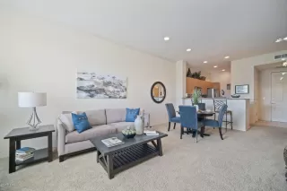 Photo #2: 5948216 Listing