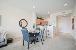 Photo #3: 5948216 Listing