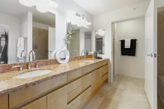 Photo #4: 5950180 Listing