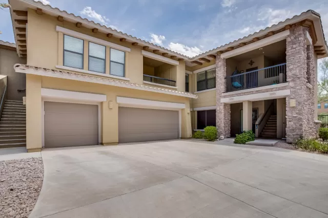 MLS: 5951070 Condo For Sale