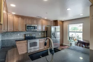 Photo #5: 5951070 Listing 