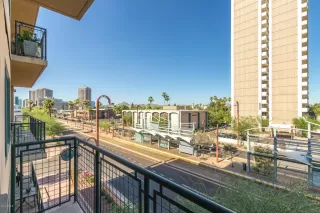 Photo #2: 5951569 Listing 