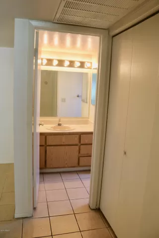 Photo #6: 5957453 Listing