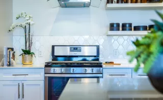 Photo #3: 5959429 Listing