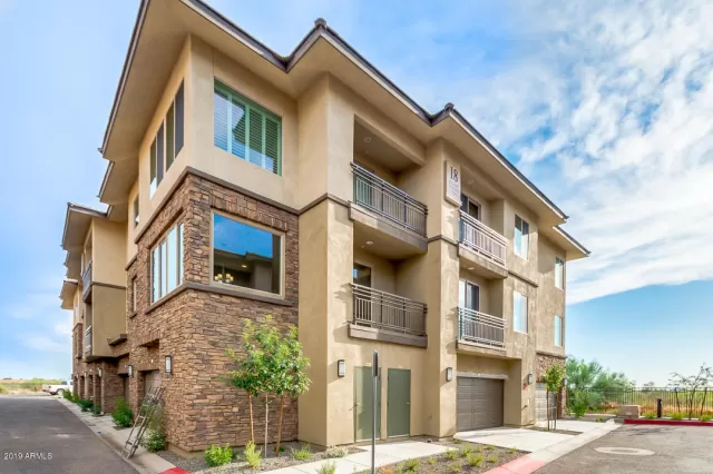 MLS: 5963129 Condo For Sale