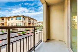 Photo #6: 5963129 Listing