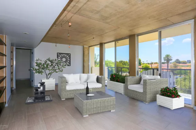 MLS: 5964275 Condo For Sale
