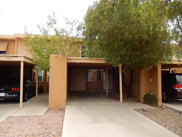 MLS: 5964311 Condo For Sale