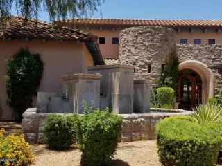 Photo #5: 5965178 Listing