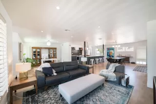 Photo #2: 5965802 Listing